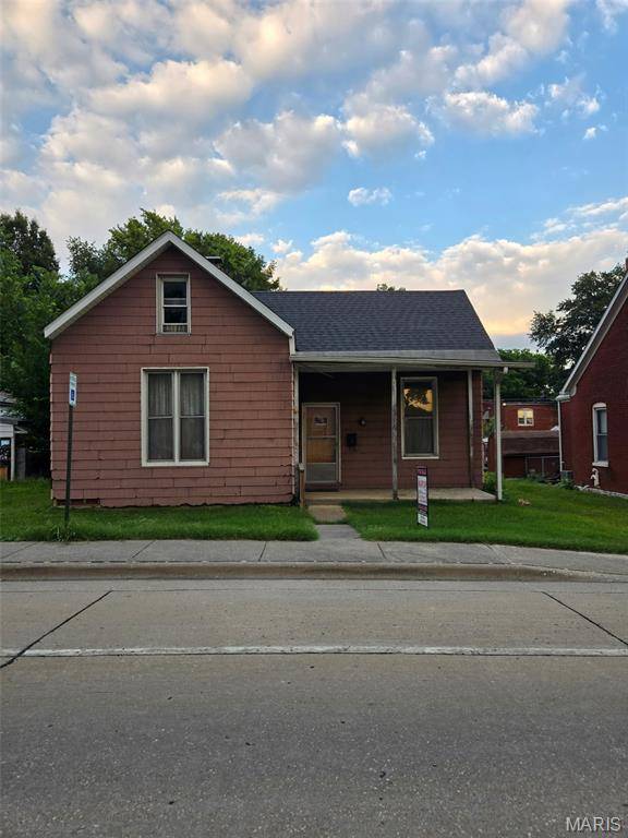 Belleville, IL 62220,316 N 6th ST
