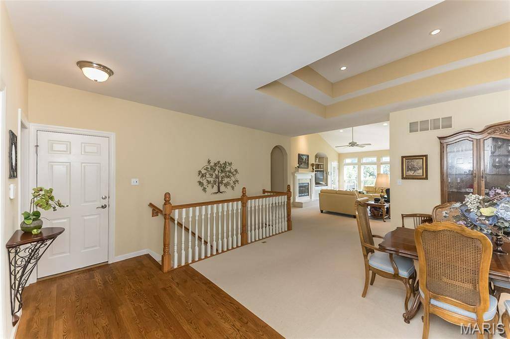 Eureka, MO 63025,623 Bluffs View CT