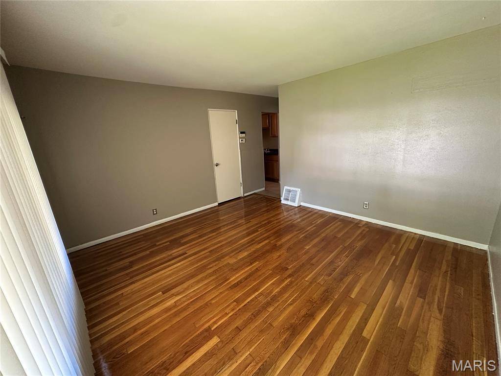 St Louis, MO 63137,112 Perthshire RD