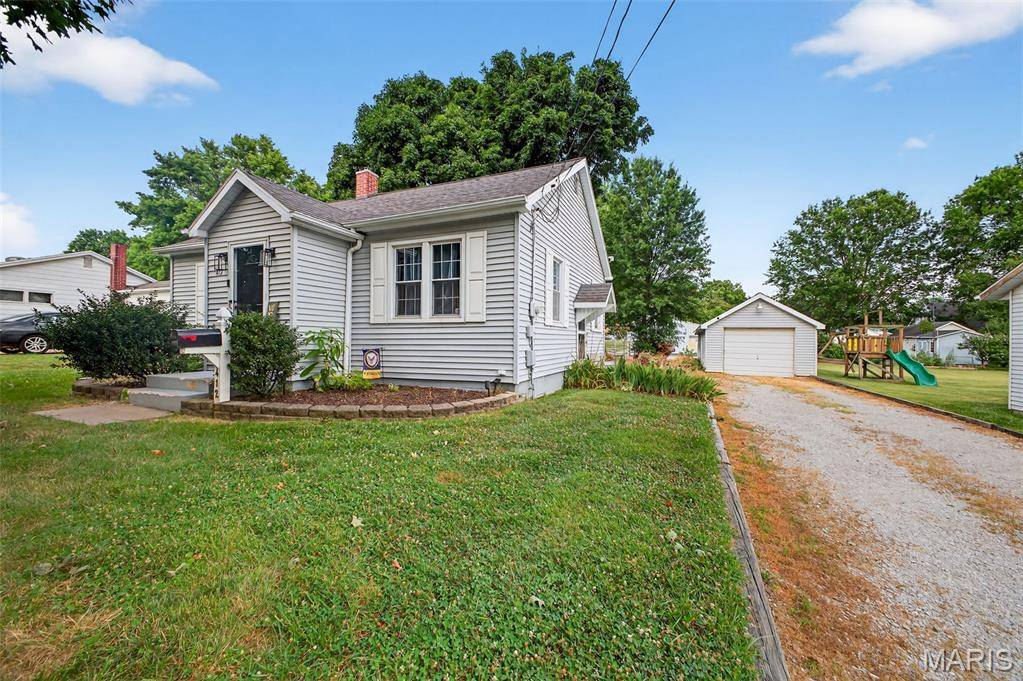 Waterloo, IL 62298,412 Monroe ST