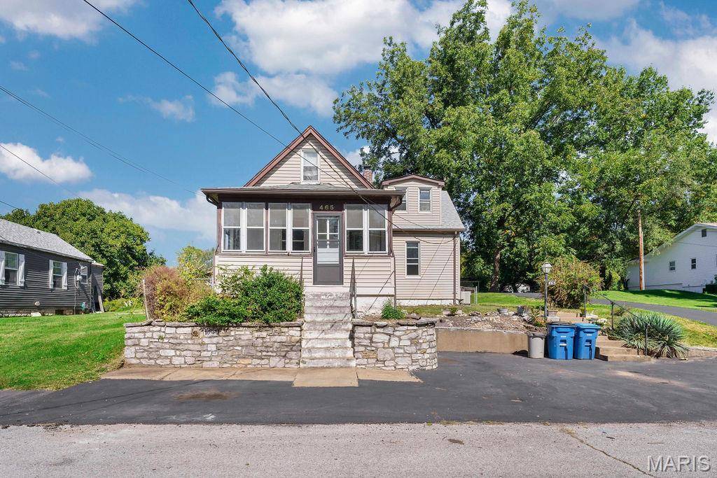 St Louis, MO 63137,465 Bluff DR