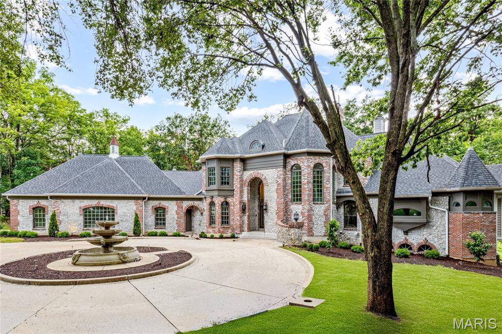 Weldon Spring, MO 63304,497 Rosslare DR