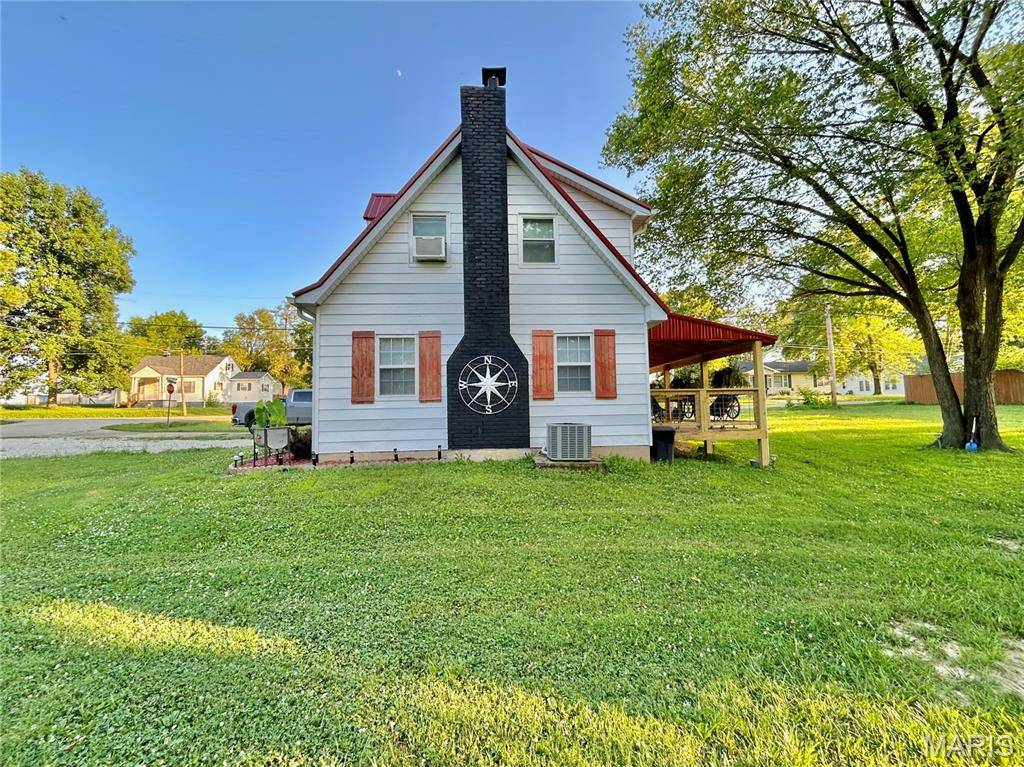 Salem, MO 65560,1409 S Washington ST