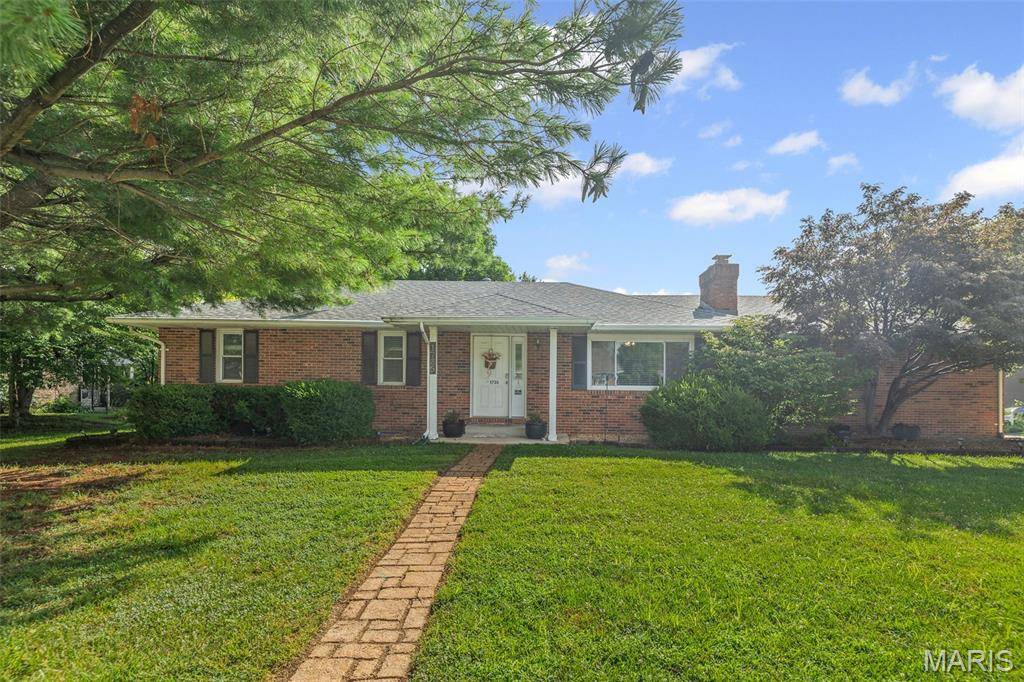 Edwardsville, IL 62025,1735 Meadow LN