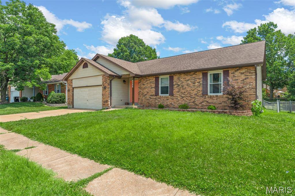 Unincorporated, MO 63129,6206 Stratford Glen CT