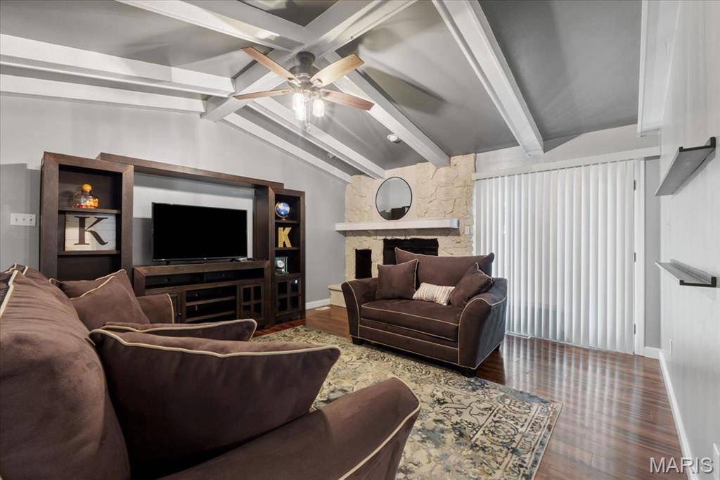 St Peters, MO 63376,9 Pinehurst CT