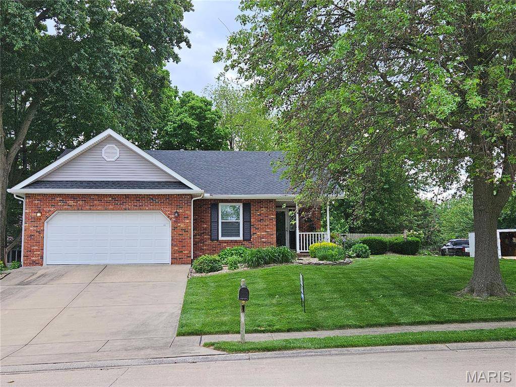 Edwardsville, IL 62025,700 Vassar DR