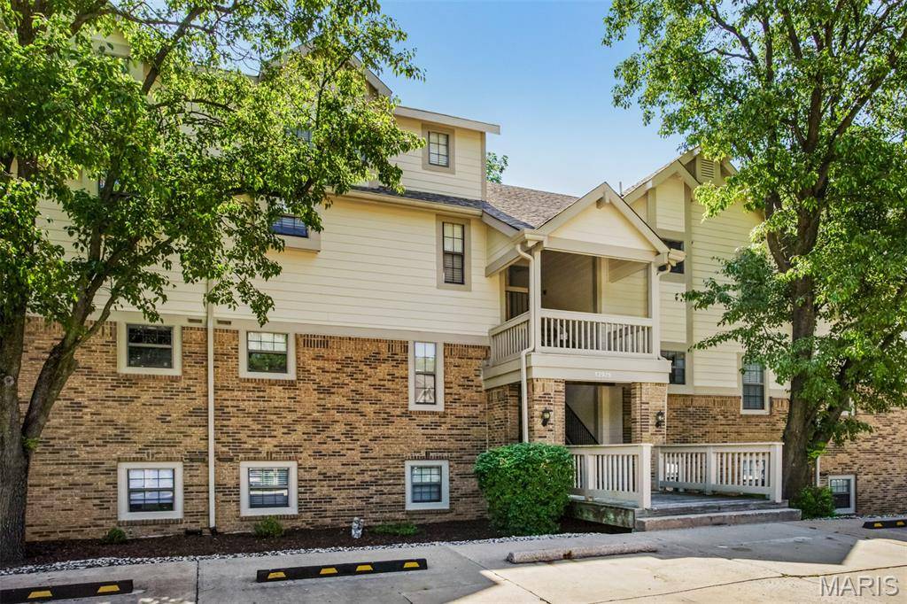 Maryland Heights, MO 63043,12975 Bryce Canyon DR #D