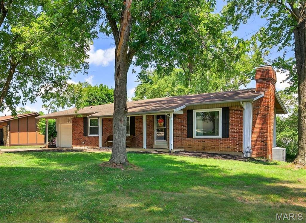 Ballwin, MO 63021,234 St Marys DR