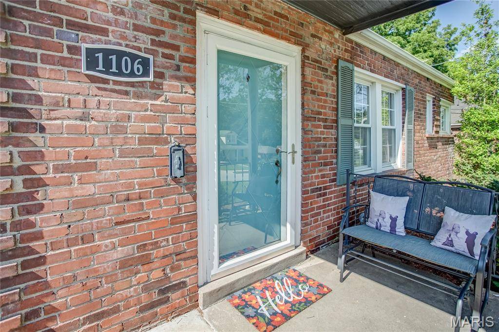 Alton, IL 62002,1106 Danforth ST