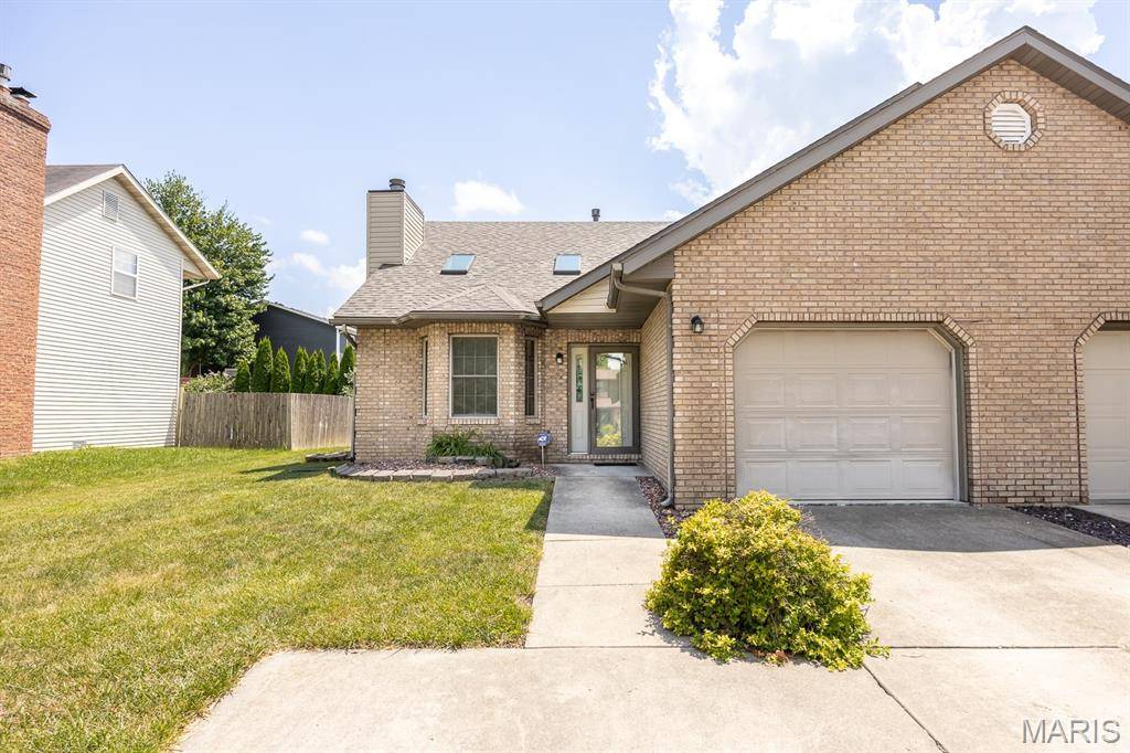 Belleville, IL 62221,2210 Greenfield DR