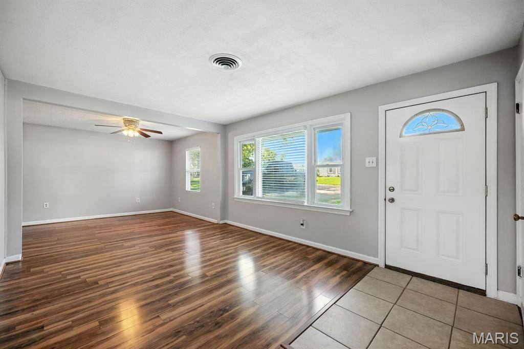 St Ann, MO 63074,10307 Saint Jude LN