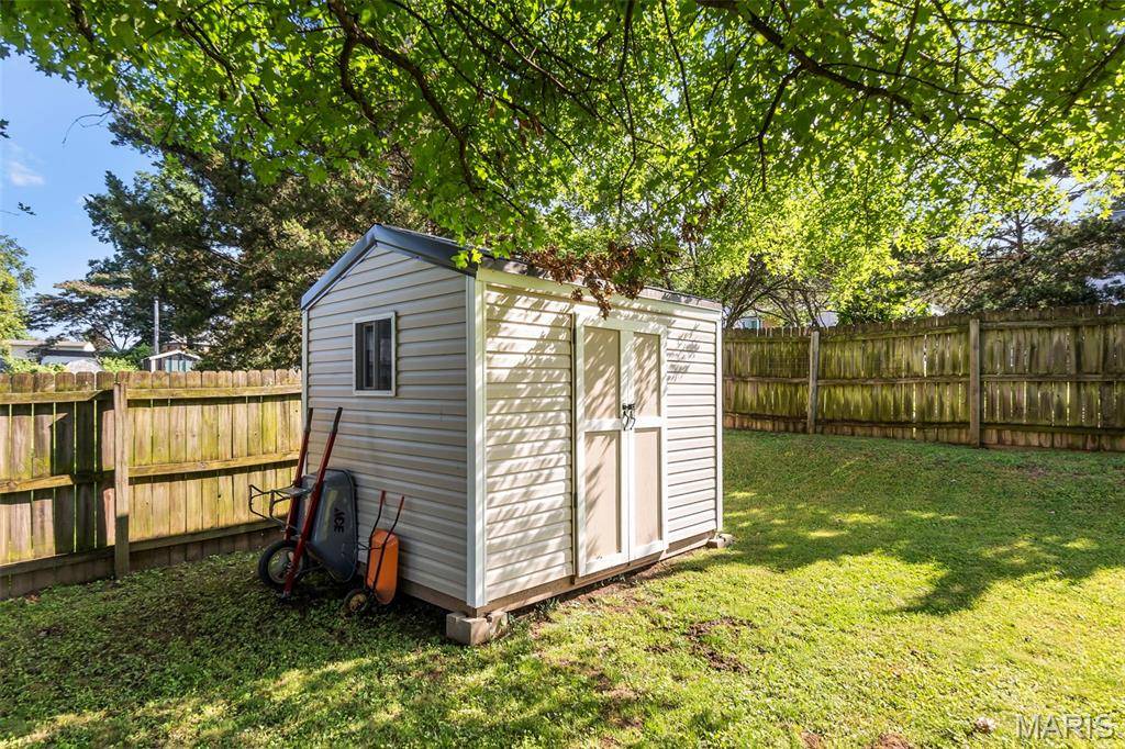 Ste Genevieve, MO 63670,520 LaRose ST