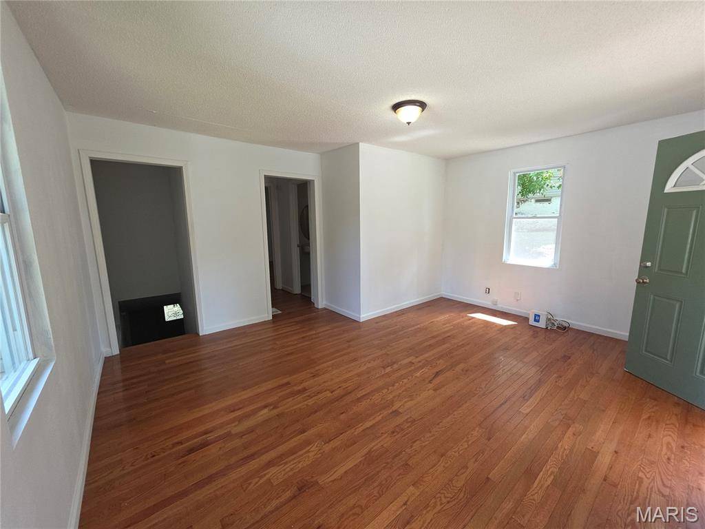 Collinsville, IL 62234,123 W Wickliffe AVE