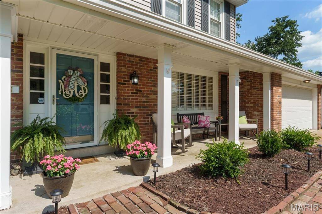 Glendale, MO 63122,766 Elmwood AVE