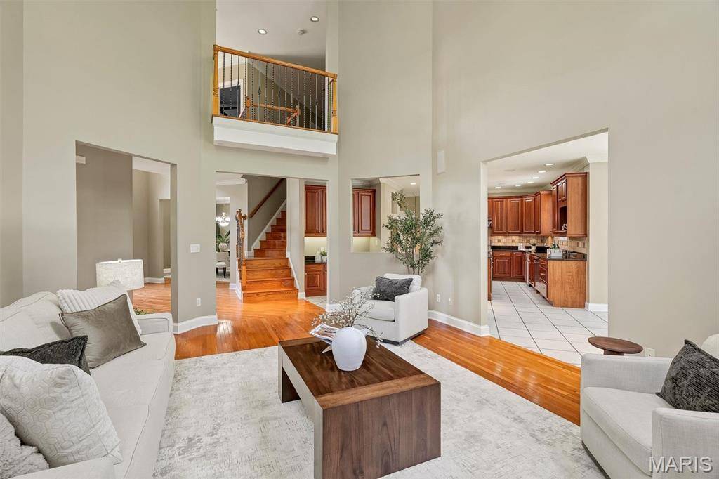 Lake St Louis, MO 63367,1011 Hawks Landing DR