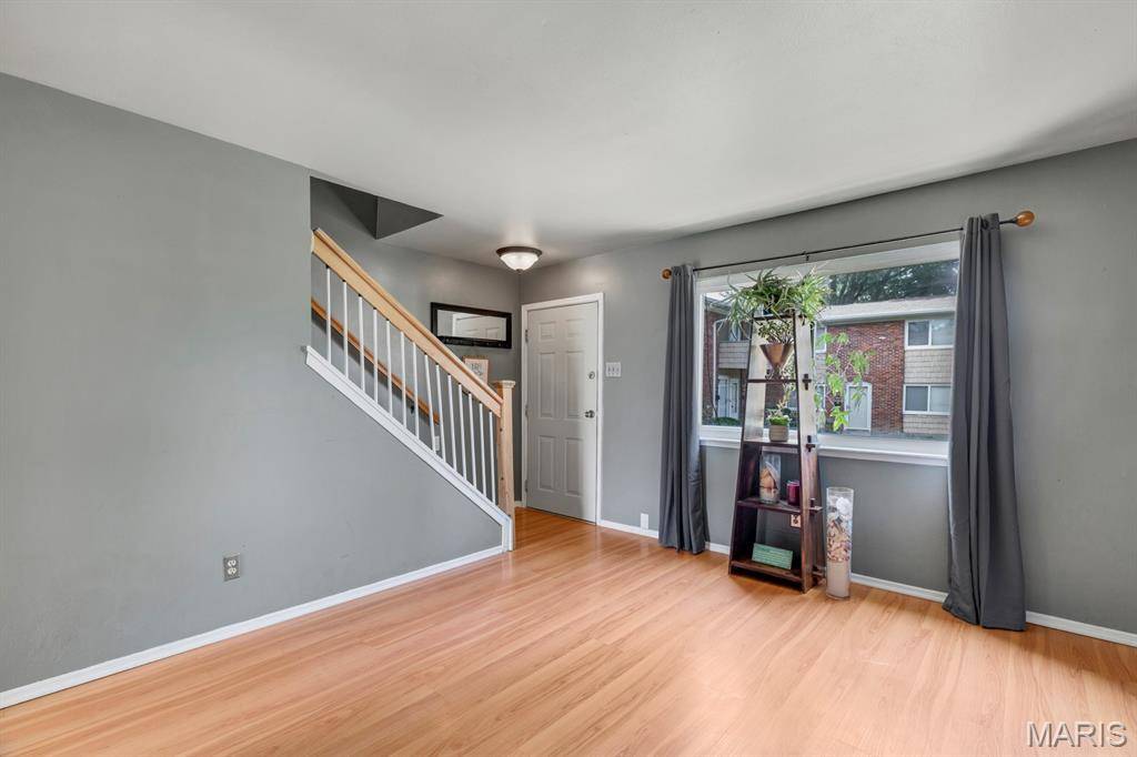 St Louis, MO 63128,10730 Carroll Wood WAY