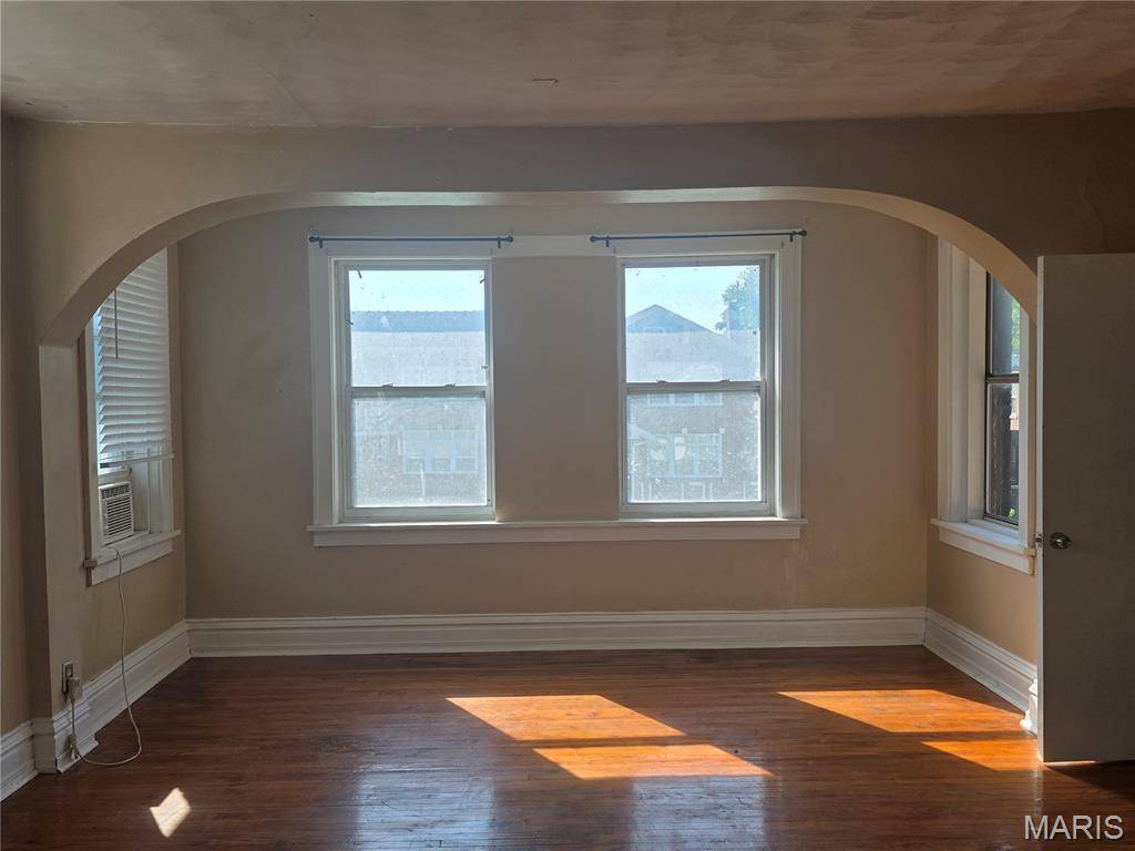 St Louis, MO 63120,3421 Belt AVE