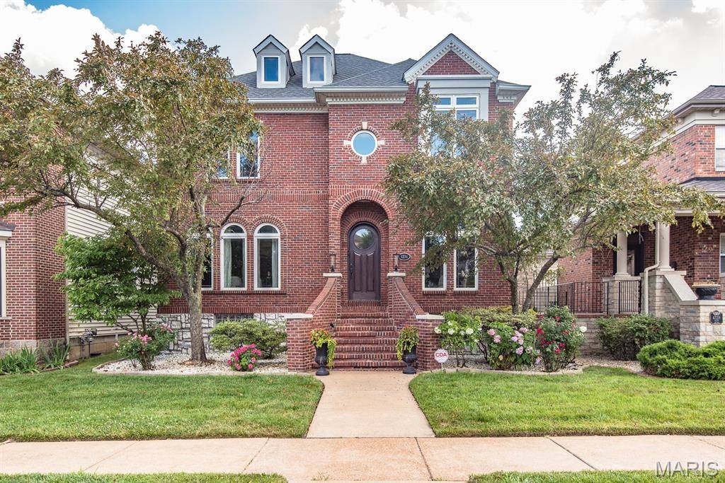 St Louis, MO 63108,4234 Olive ST