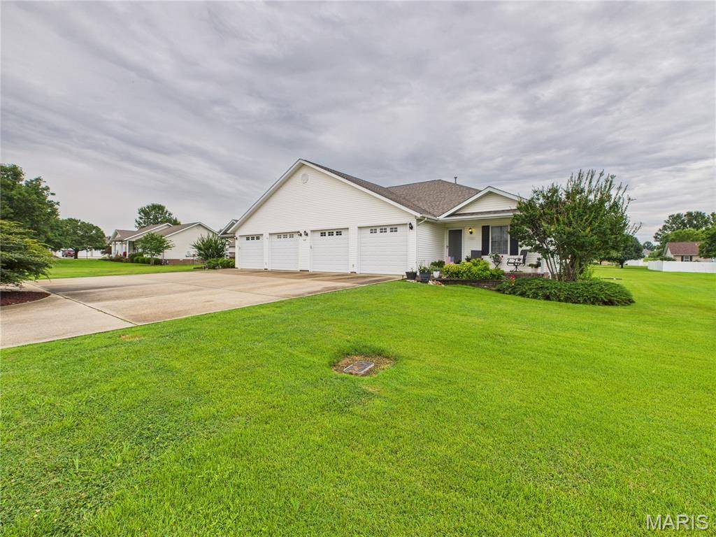 Dexter, MO 63841,1110 State Highway AD