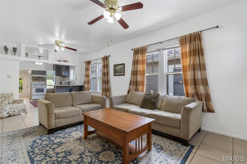 St Louis, MO 63116,3826 Neosho ST