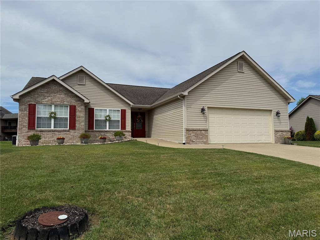 O'fallon, IL 62269,5037 Bristol Hill DR