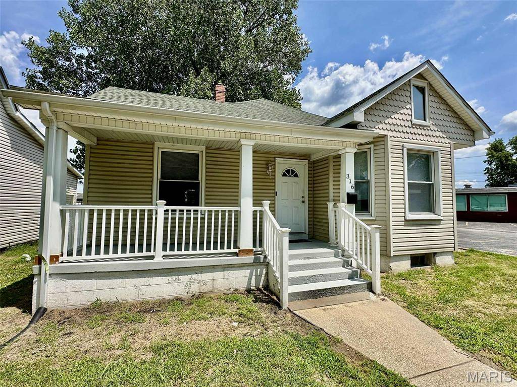 East Alton, IL 62024,316 Church ST
