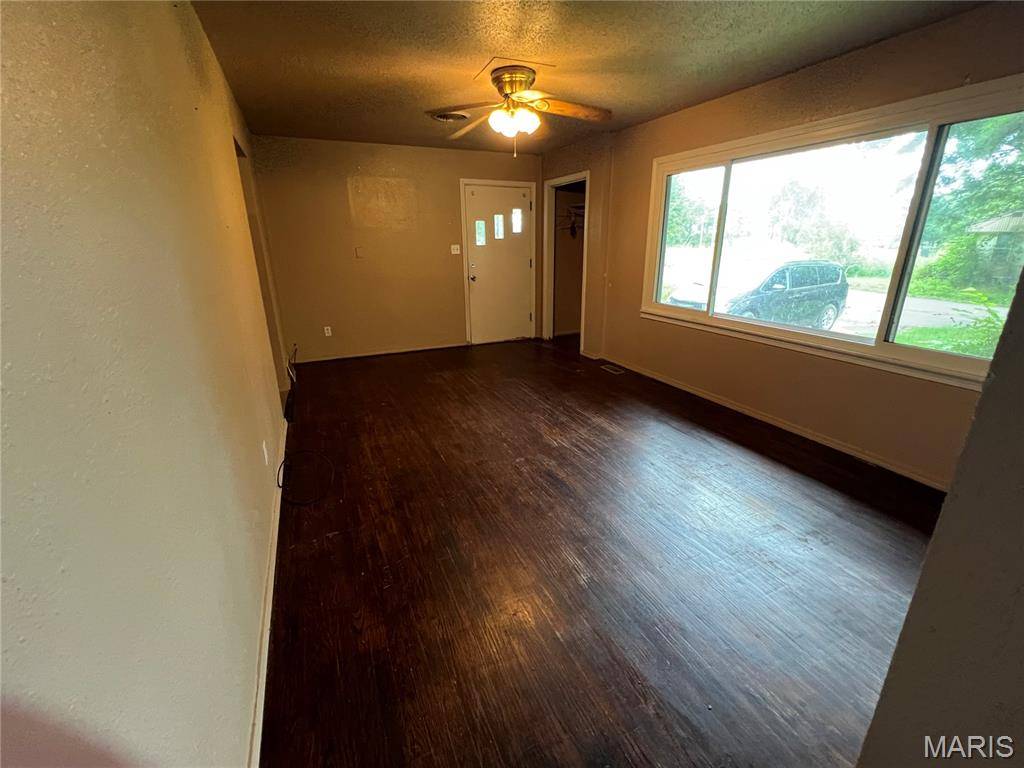 Rombauer, MO 63901,173 Erb Street