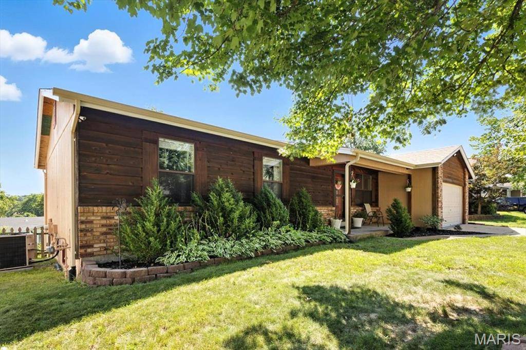 St Peters, MO 63376,47 Valley View DR