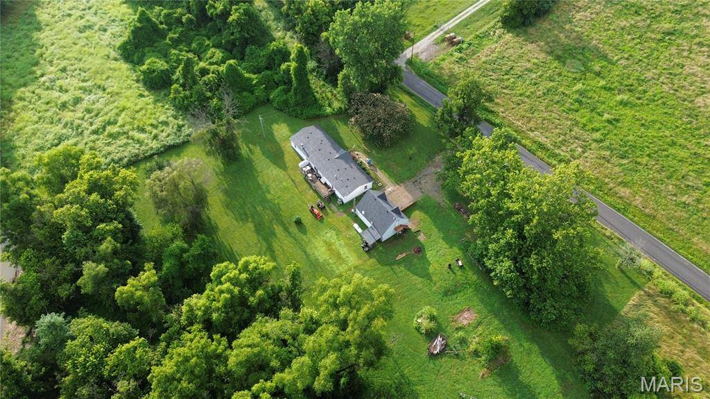 Dow, IL 62022,25561 Beltrees RD