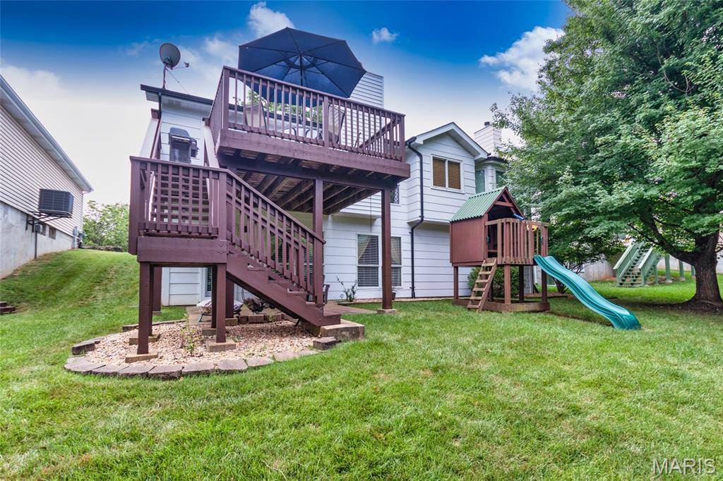 Ballwin, MO 63021,1201 Oak Borough DR
