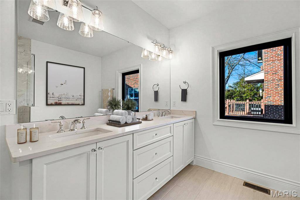 O'fallon, MO 63366,105 Columbia Meadows LN