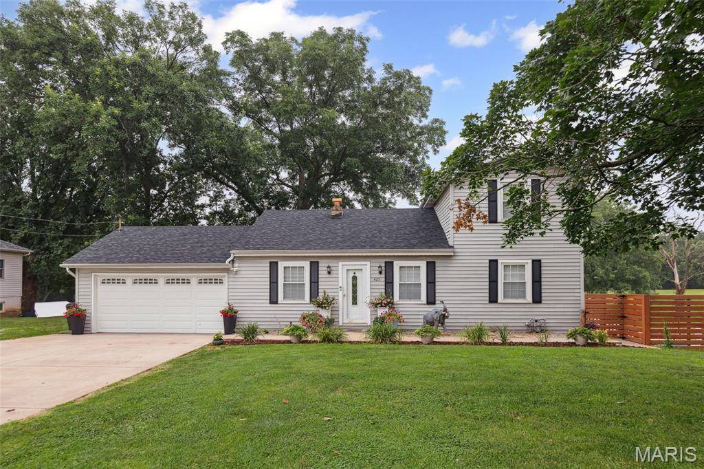 East Alton, IL 62024,425 E Haller DR