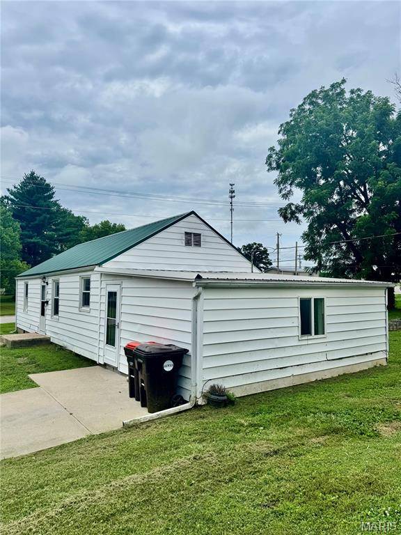 Palmyra, MO 63461,320 W Elm Street ST