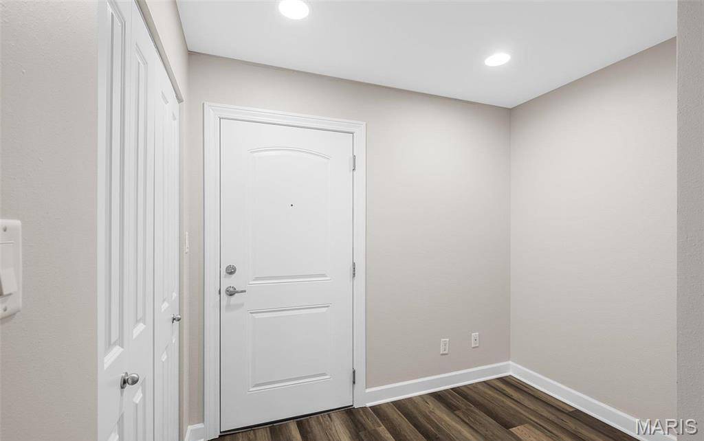 St Louis, MO 63112,5696 Kingsbury AVE #406