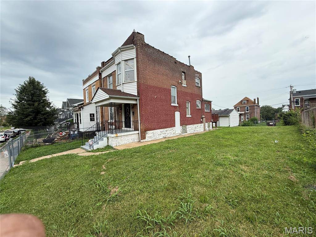 St Louis, MO 63112,1368-1366 Granville Place PL