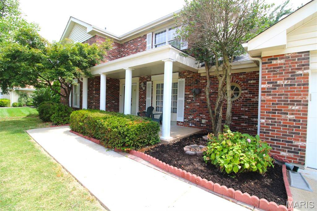 Chesterfield, MO 63017,16054 Hunters Way DR