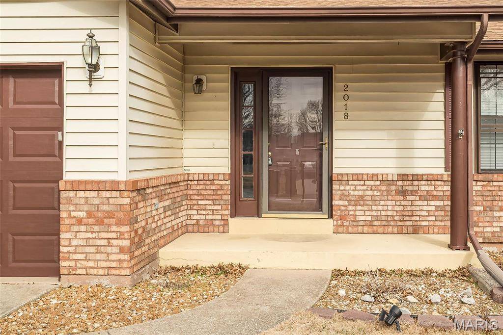St Peters, MO 63376,2018 Creekpoint DR