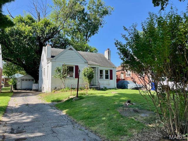 St Louis, MO 63132,8354 Orchard AVE