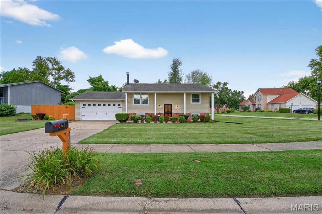 St Louis, MO 63138,1352 Red River DR