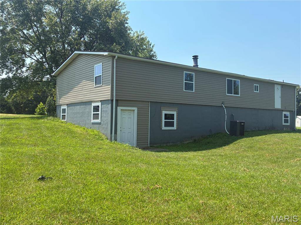 Troy, MO 63379,126 Highland DR