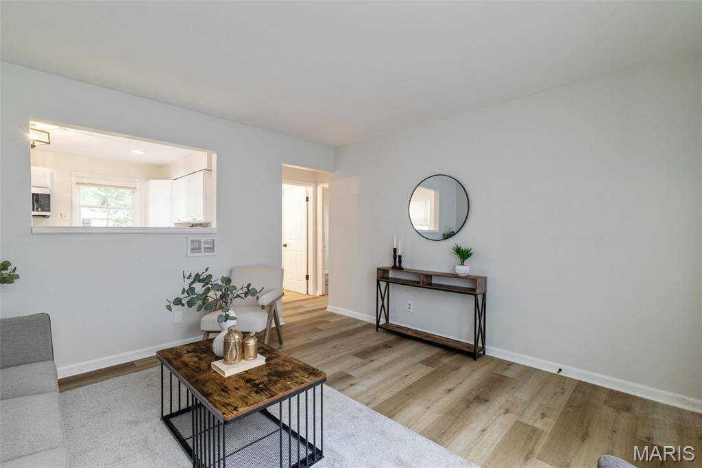 Bel Ridge, MO 63121,8950 Higginson DR