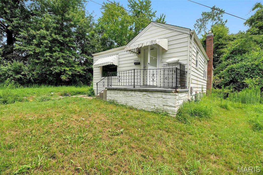 St Louis, MO 63137,10060 Valley DR