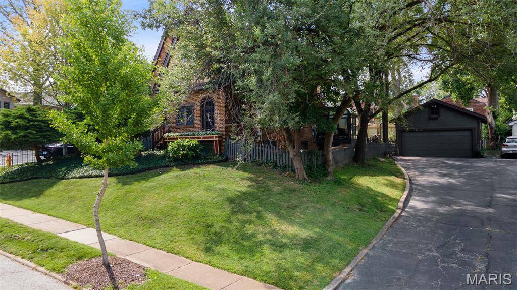 St Louis, MO 63117,7400 Williams AVE