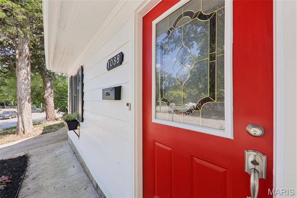 Webster Groves, MO 63119,1088 Key West AVE