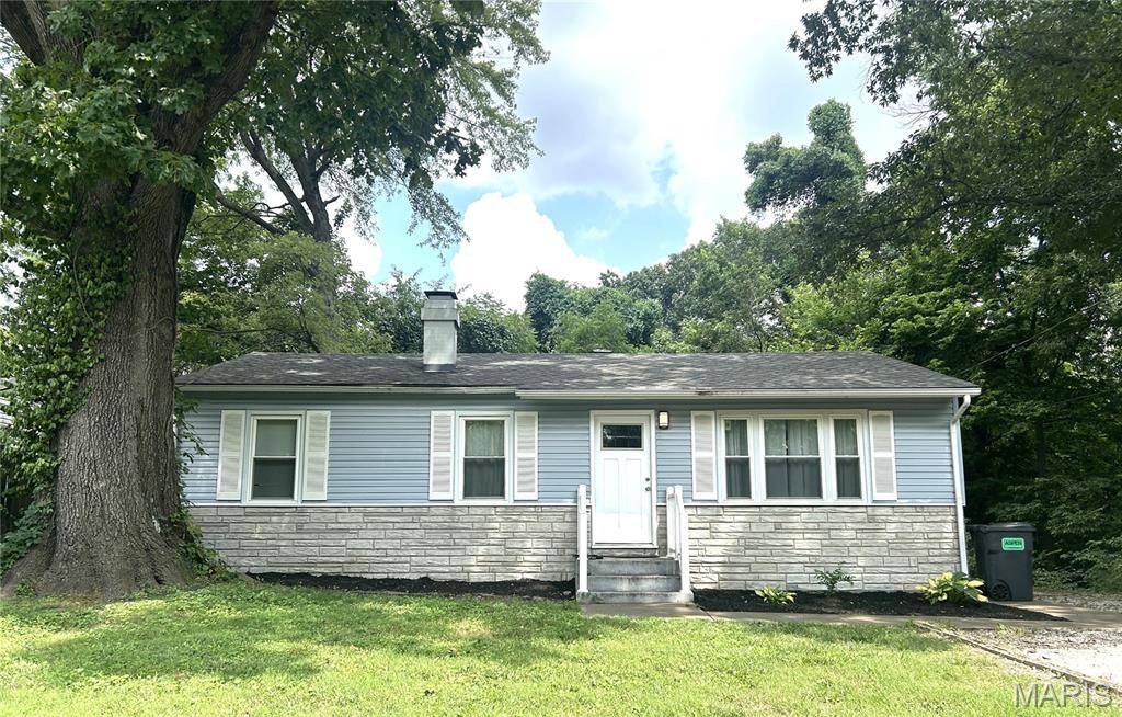Fairview Heights, IL 62208,7 Leo DR