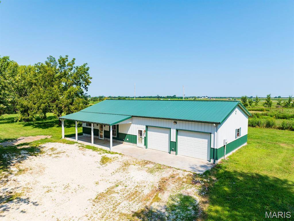 Bowling Green, MO 63334,19496 Pike 308