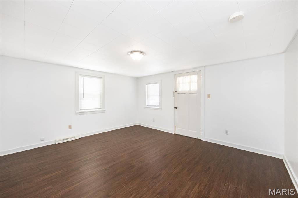 Freeburg, IL 62243,207 N Edison ST