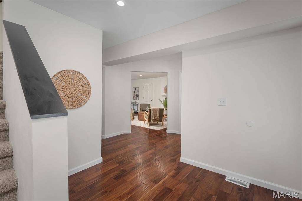 Lake St Louis, MO 63367,56 Normandy DR