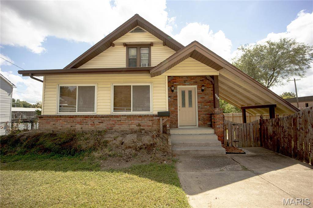 Belleville, IL 62220,508 Lebanon AVE